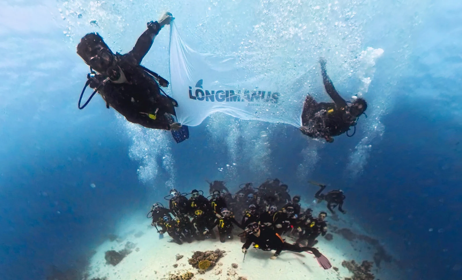 viajes de buceo en grupo mar rojo