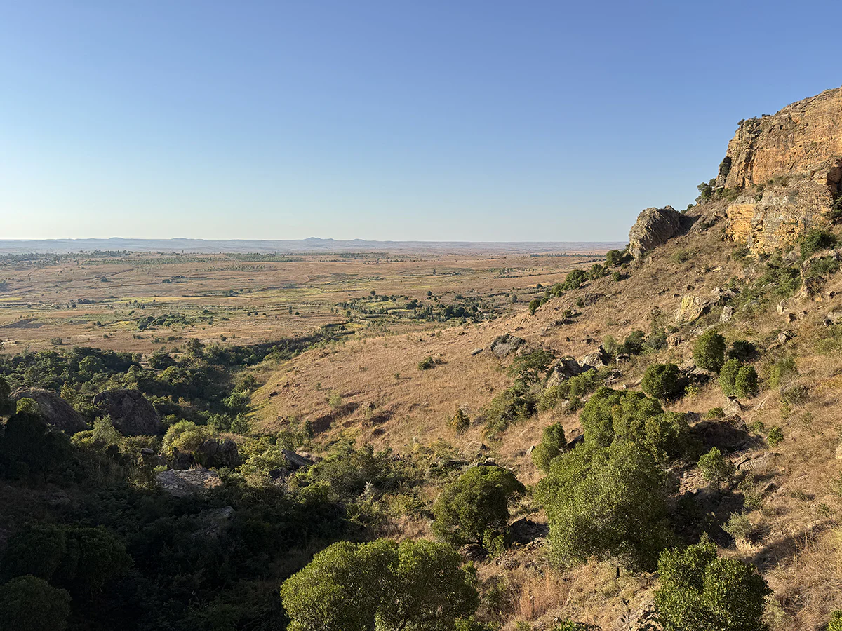trekking isalo madagascar