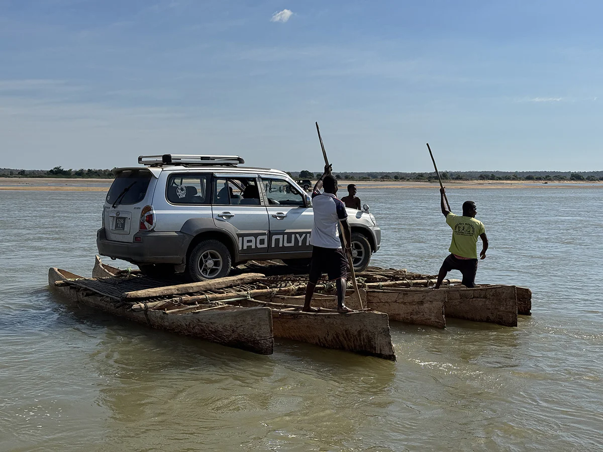 viaje en 4x4 por madagascar por libre