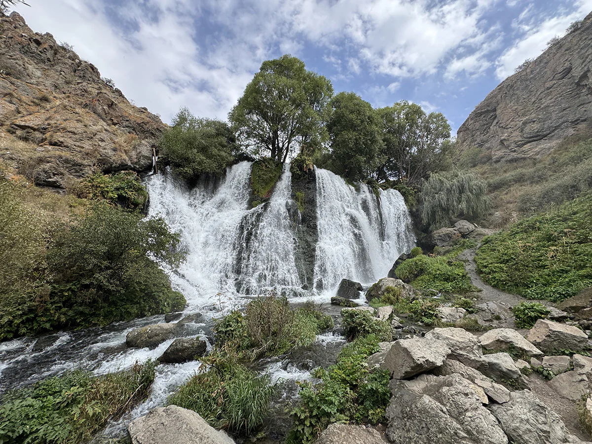 mejor cascada de armenia