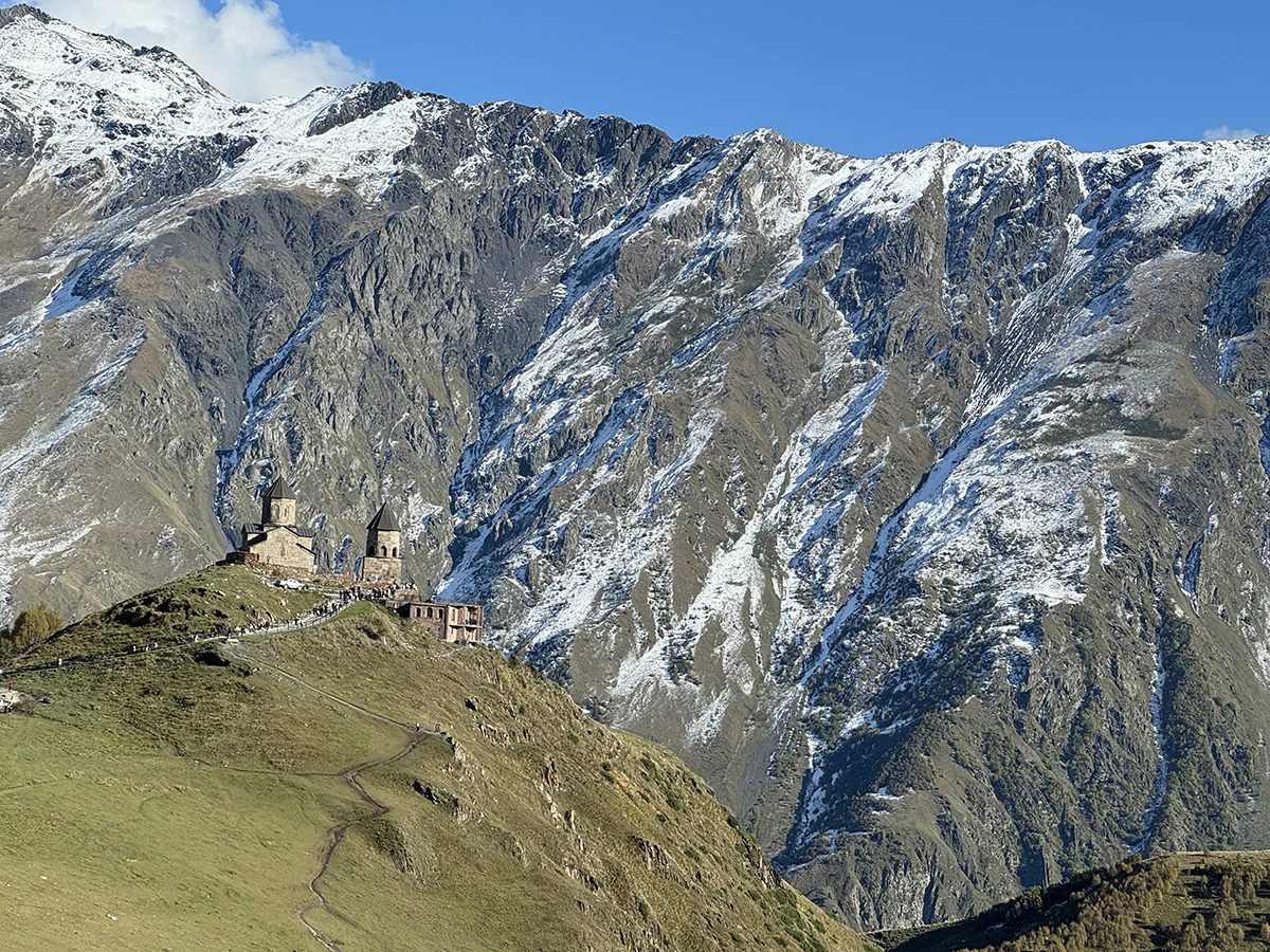 que hacer en stepantsminda y kazbegi por libre (2) que hacer en stepantsminda y kazbegi por libre (2)